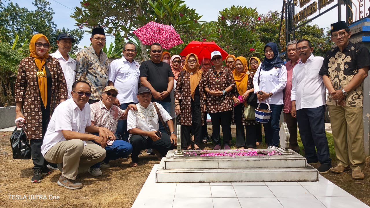PWI DIY Ziarah ke Makam Tokoh Pers, Refleksi Perjuangan dan Komitmen Kemerdekaan Pers