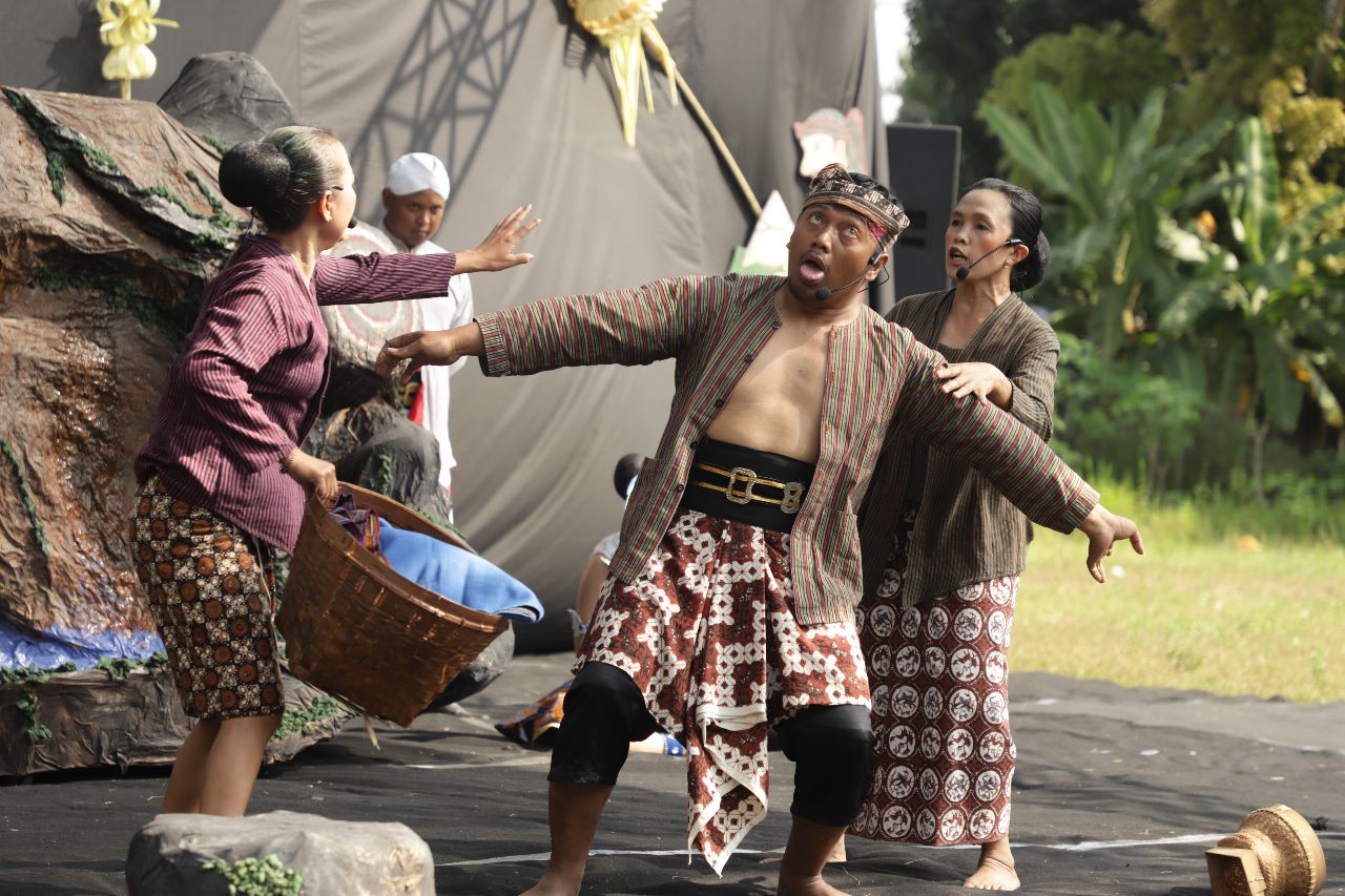 Festival Upacara Adat Kabupaten Sleman, Digelar 2 Hari di Lapangan Sumedang