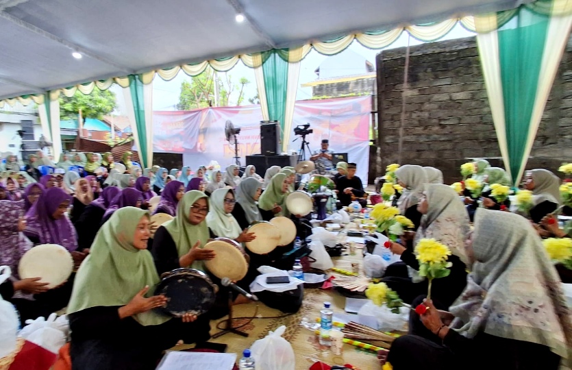 Safari Sholawat di Condongcatur: KH Agus Mansur Ajak Jamaah Perbanyak Sholawat