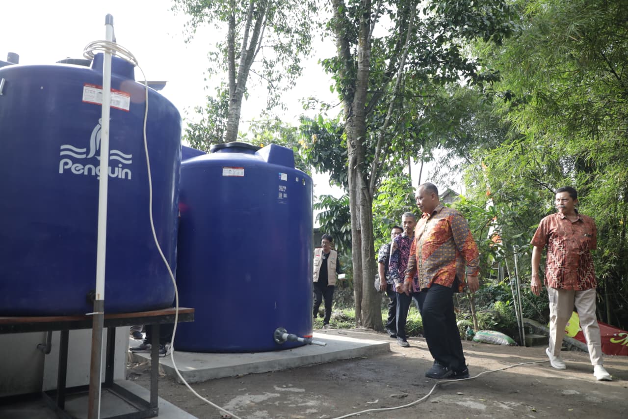 Harda Kiswaya Resmikan Teknologi RO Air Hujan, Warga Gemawang Kini Nikmati Air Bersih