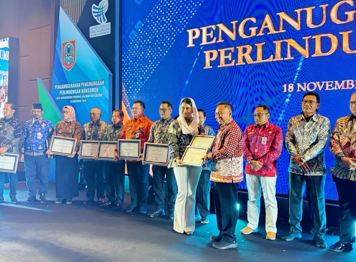 Pemkab Sleman Terima Penghargaan Perlindungan Konsumen 2024