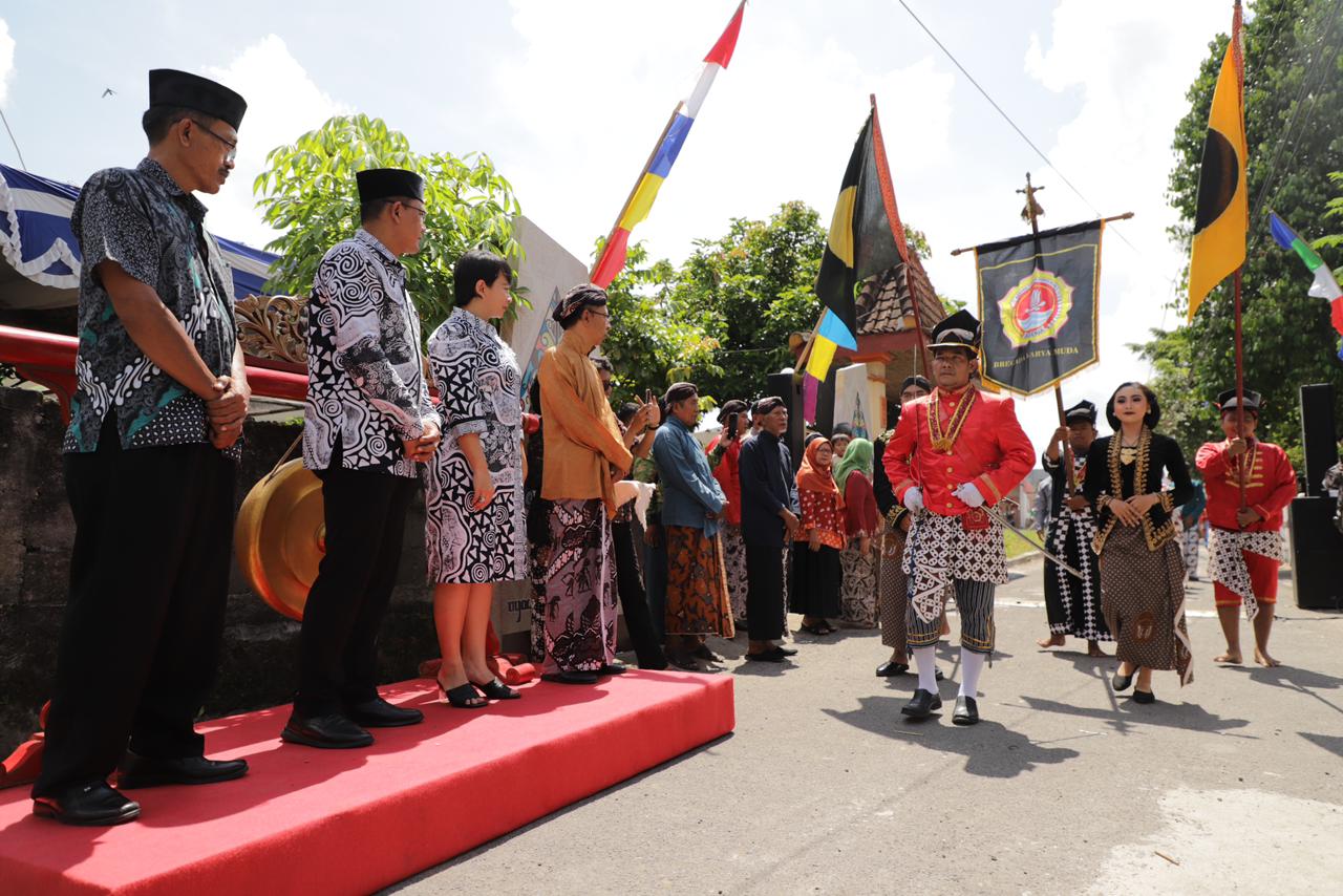 WABUP SLEMAN AJAK MASYARAKAT JUNJUNG TINGGI  KEBERSAMAAN DALAM MELESTARIKAN BUDAYA