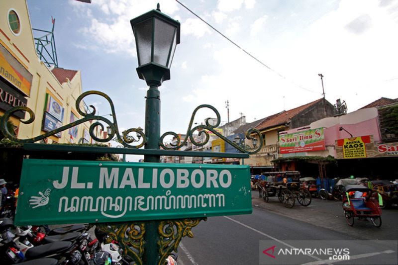 Kawasan Malioboro  Perlu Tata Ulang Parkir Bus  Wisata