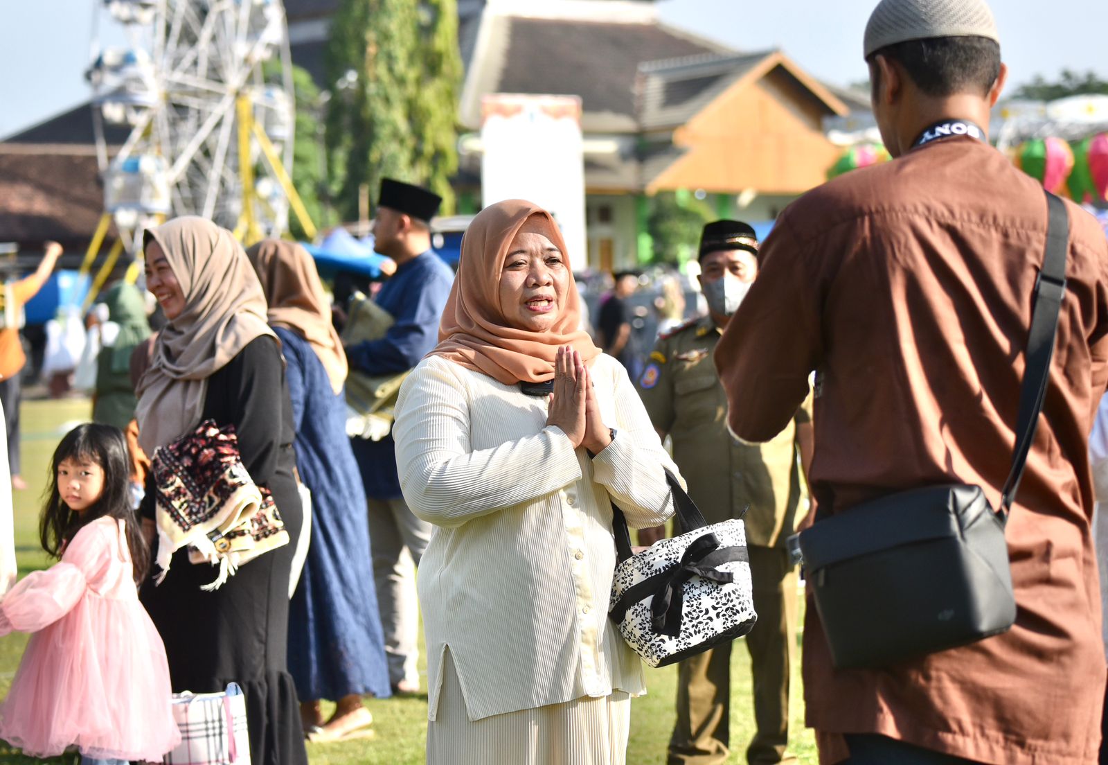 Bupati Kustini Lakukan Sholat Idul Fitri Hari Ini, Wakil Bupati Dijadwalkan Besok