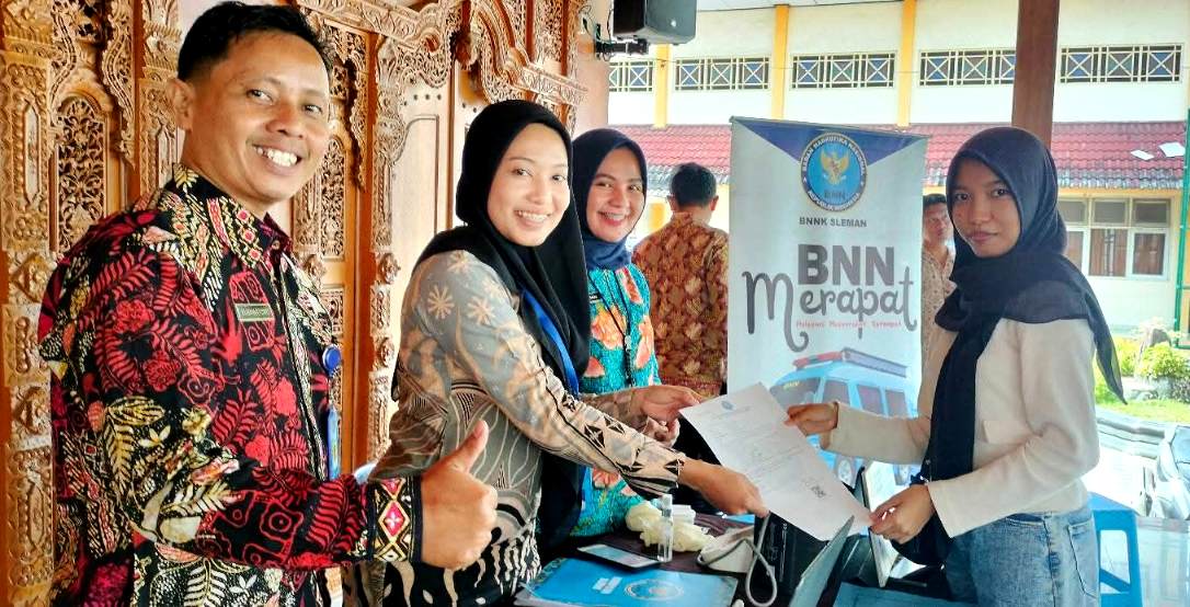 Layanan MERAPAT BNNK Sleman Bantu Calon Mahasiswa UGM Urus SKHPN di Condongcatur