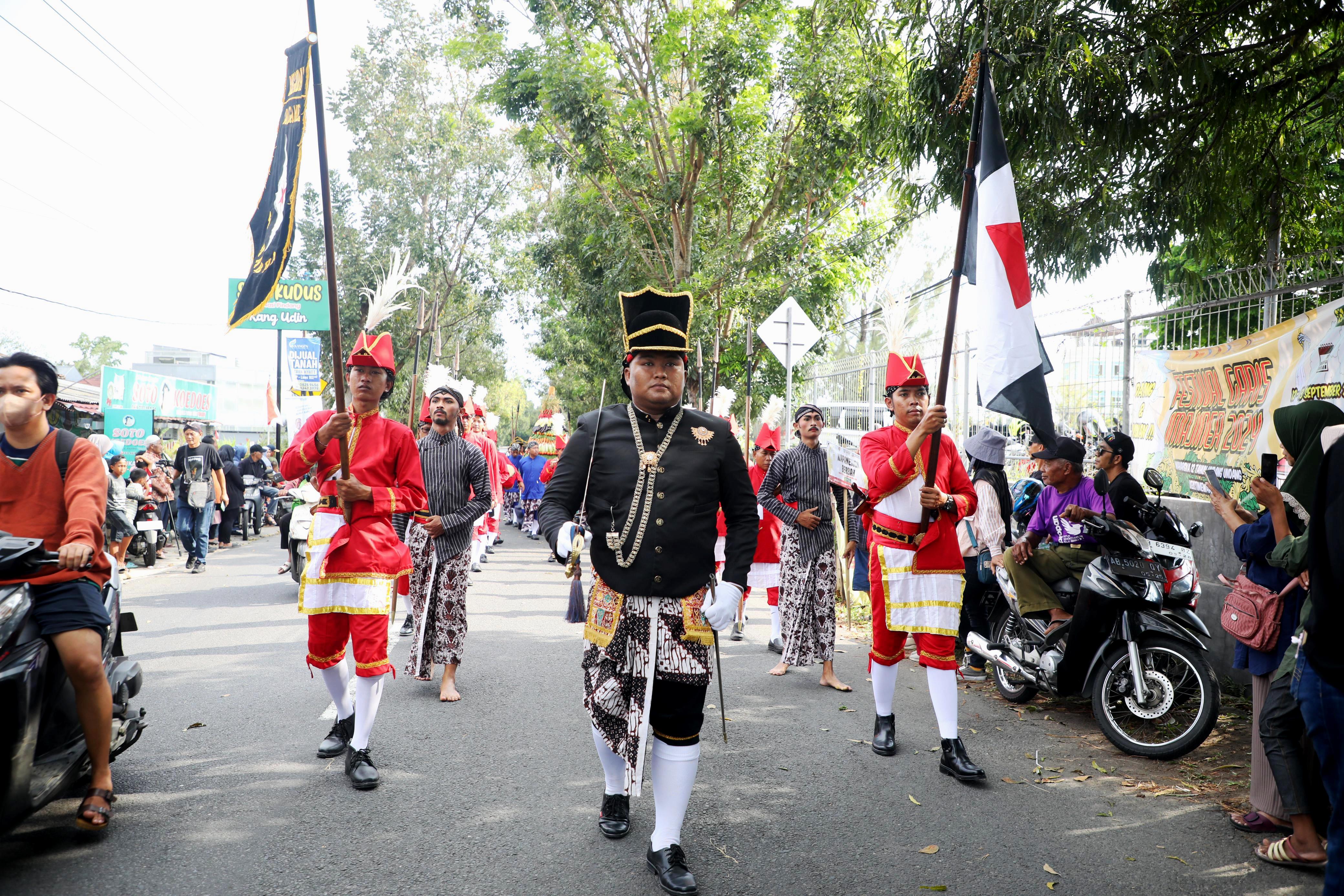 Peringati 12 Tahun UU Keistimewaan DIY, Bupati dan Wakil Bupati Sleman Buka Festival Garis Imajiner