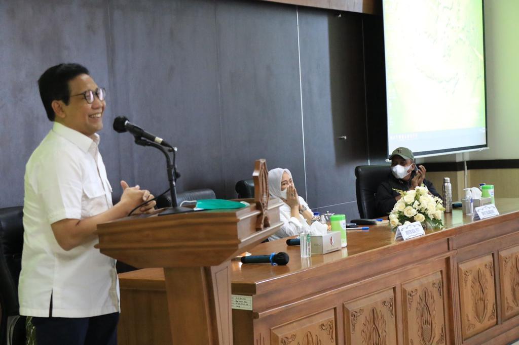 Siap-siap, Perangkat Desa Dikuliahkan Hingga Raih Gelar Sarjana dan Doktor