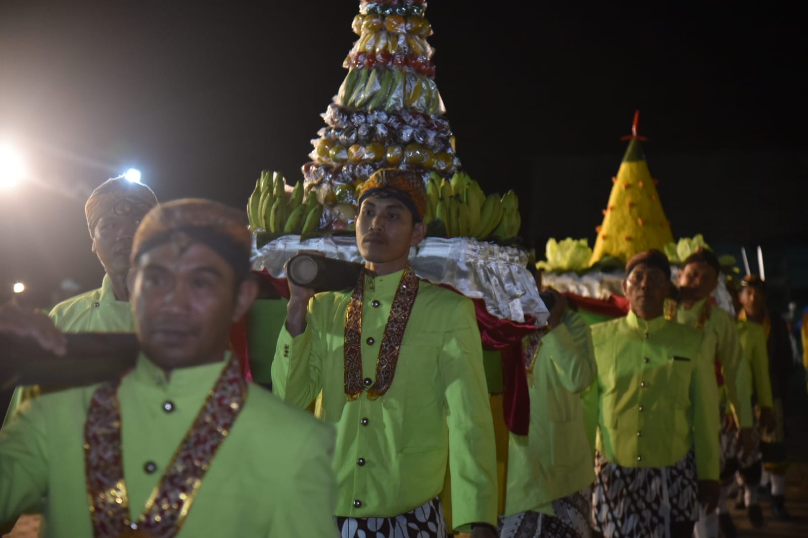 Upacara Adat Bathok Bolu Digelar di Sambiroto 