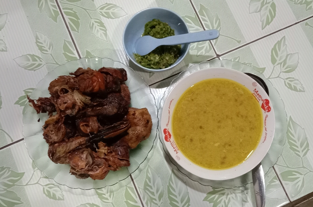Bebek Opor Goreng, Kuliner Legendaris yang Selalu Laris