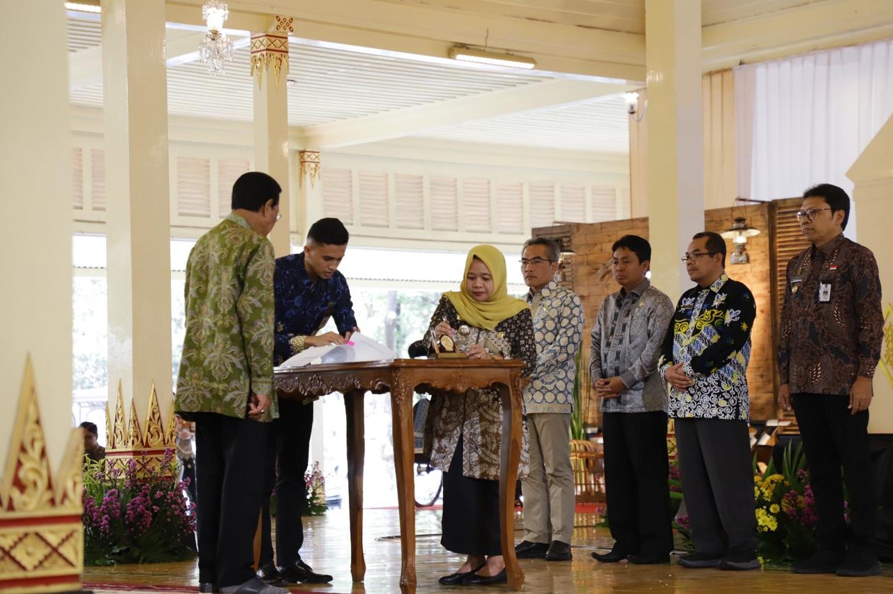 Wujud Komitmen Bersama, Bupati Sleman Tandatangani Kesepakatan Menjaga Kestabilan Inflasi DIY