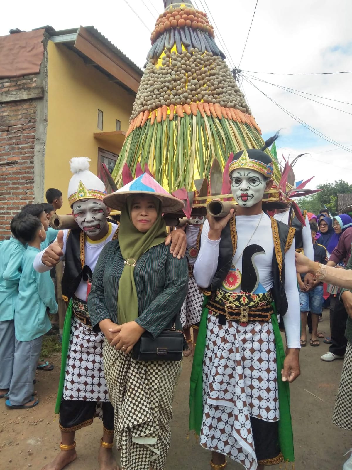Grebeg Ojeg: Tradisi, Rezeki dan Tawa Rakyat di Drojogan Magelang