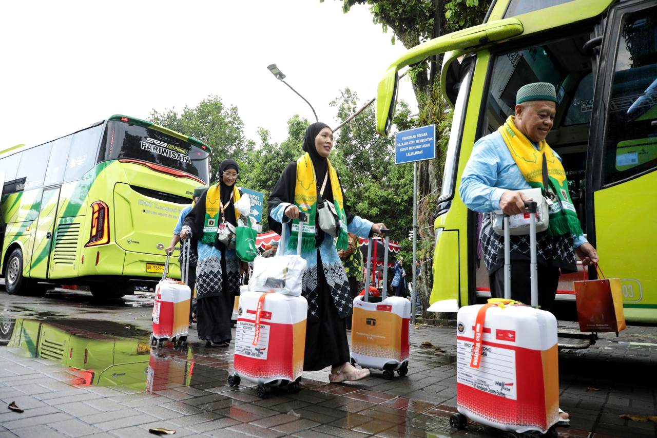Bupati Sleman Lepas 354 Jamaah Haji 2026, Titip Doa untuk Keberkahan Daerah
