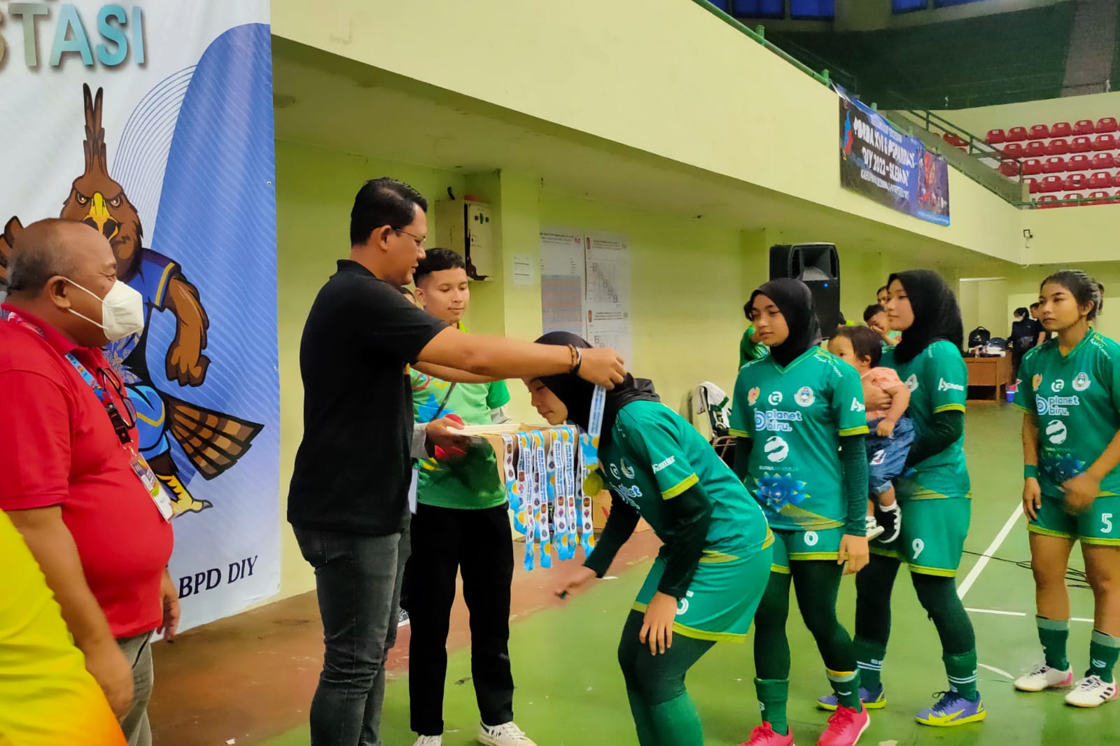 Tim Futsal  Putri Sleman Raih Medali Emas 