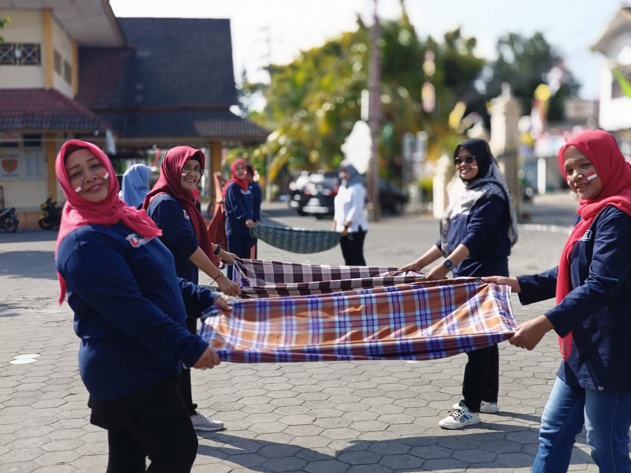 Pamong Kalurahan Condongcatur Semarakkan HUT Ke-79 RI dengan Aneka Lomba